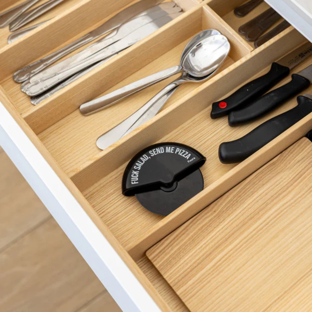 Corta-pizza “Fuck Salad – Send me Pizza”