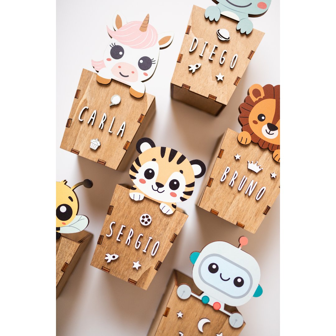 Pot à crayons en bois personnalisable (animaux mignons)