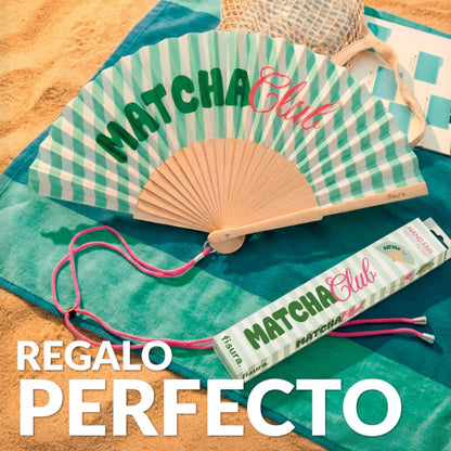 Abanico original Matcha Club con diseño divertido para verano