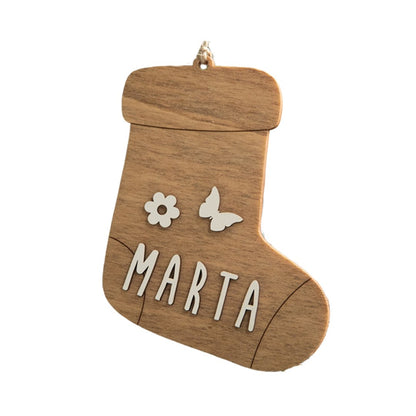 Adorno de Navidad de madera forma calcetín personalizado con nombre grabado