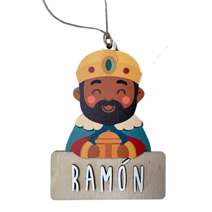 Baltasar: Adorno de madera con forma de Rey Mago Baltasar personalizado con nombre grabado