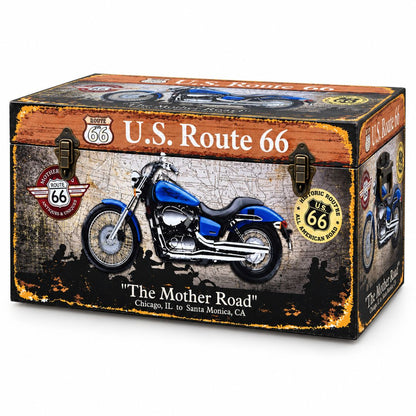 Baúl de madera Route 66 con moto azul y diseño vintage