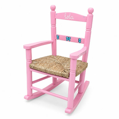 Mecedora infantil personalizada con el nombre de Lola