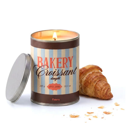 Vela aromática Bakery Croissant Fisura en lata metálica con aroma a croissant de mantequilla.